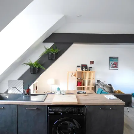 Apartment Clint House - 