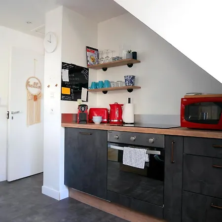 Apartment Clint House - 